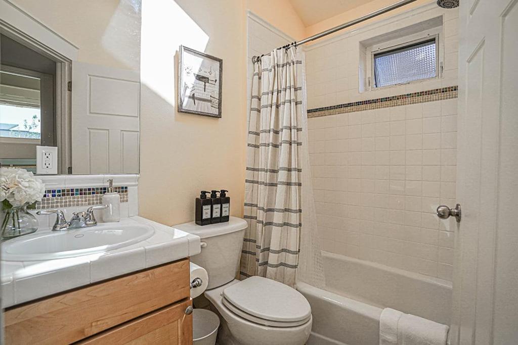 Exquisite Central Townhome With Spacious Loft And Gourmet Kitchen Seattle Buitenkant foto